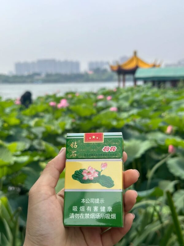 Diamond Lotus Cigarettes Chinese premium tobacco brand green packaging